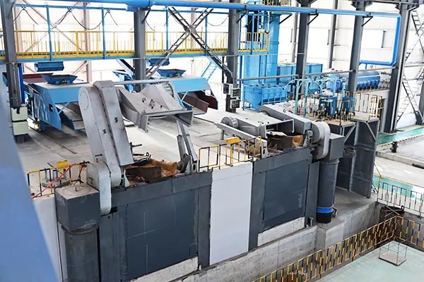 Fully automatic feeding equipment for melting furnace